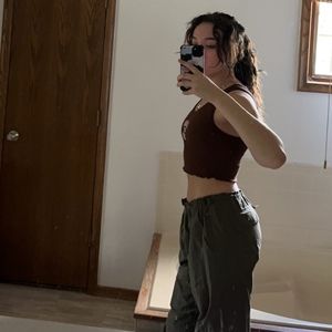 Meet your Posher, Gabi